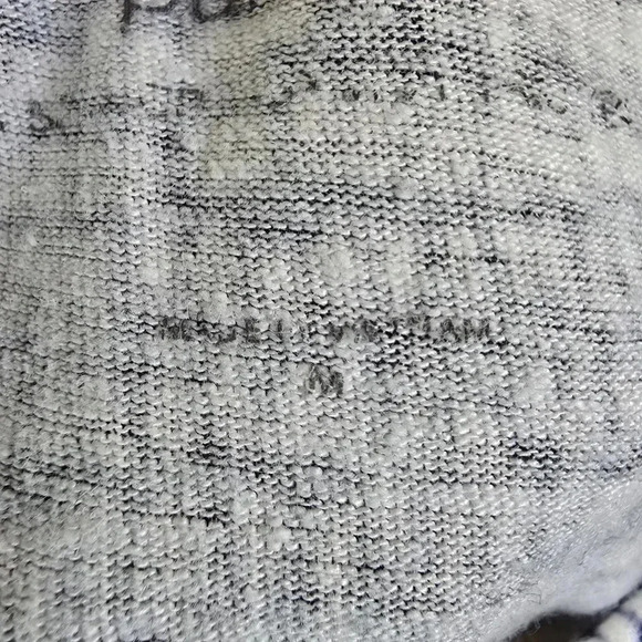 J.Jill blue & white seamed asymmetrical tee Linen & Rayon Blend Breathable SizeM - Picture 10 of 10